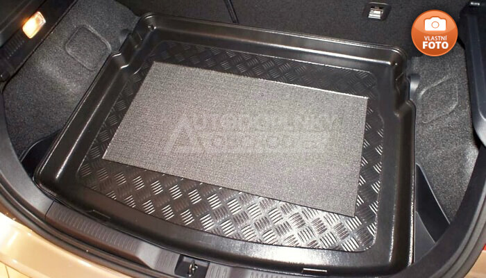Vana do kufru přesně pasuje do zavazadlového prostoru modelu auta Toyota Auris 2013- Hatchback